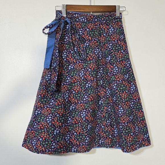 Vintage Floral Blue Wrap reversible Skirt - Picture 3 of 9